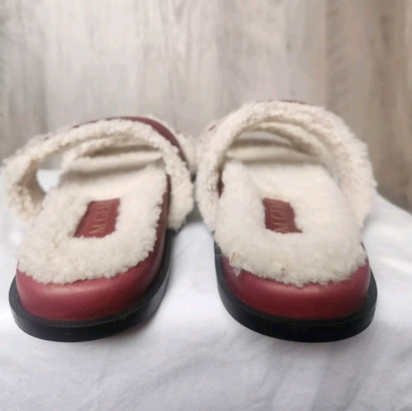 M. Gemi New The Aida Fur Strappy Sandals Red Size 8 Women’s RARE - Picture 6 of 8